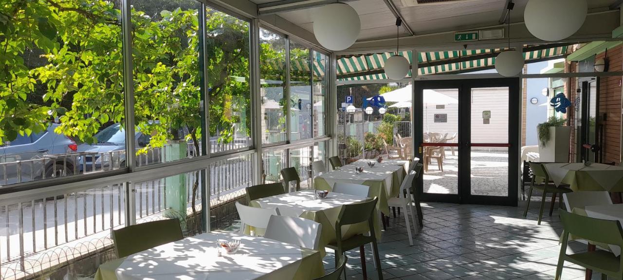 Hotel Maddalena Marina di Ravenna Zewnętrze zdjęcie