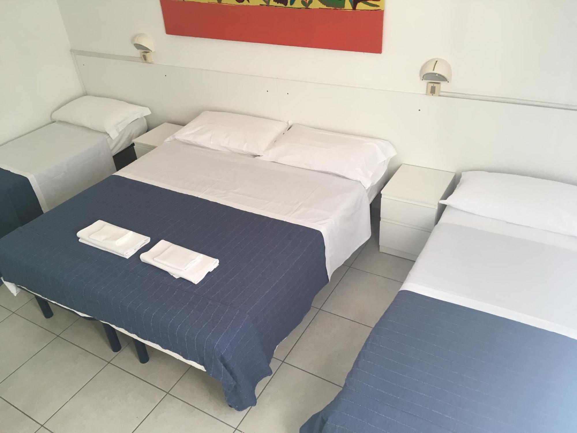 Hotel Maddalena Marina di Ravenna Pokój zdjęcie