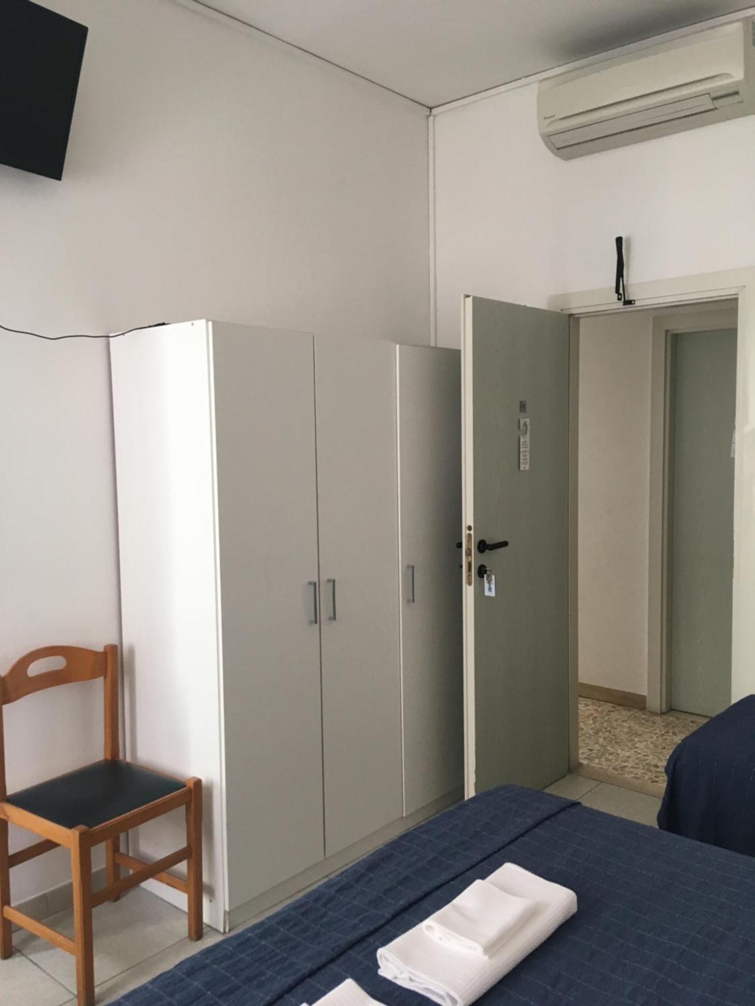 Hotel Maddalena Marina di Ravenna Pokój zdjęcie